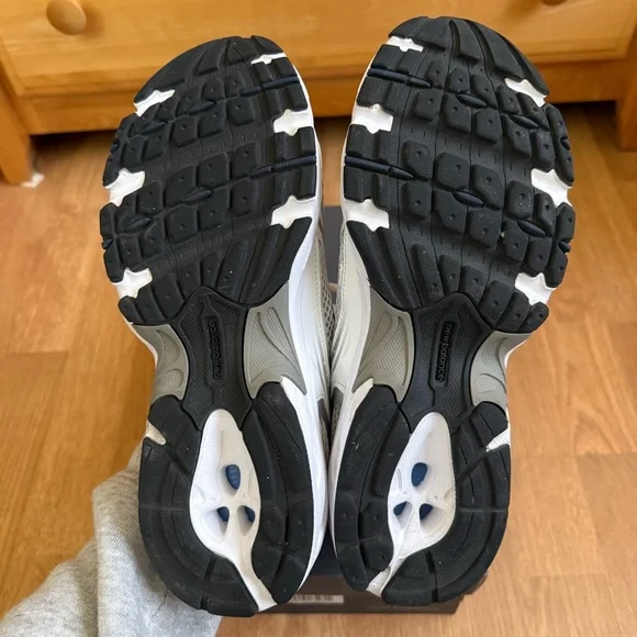 New Balance 530 Sneakers - Picture 7 of 8